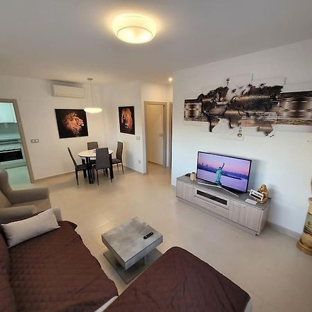 Chalet Adosado Acogedor Busot Alicante Bagian luar foto