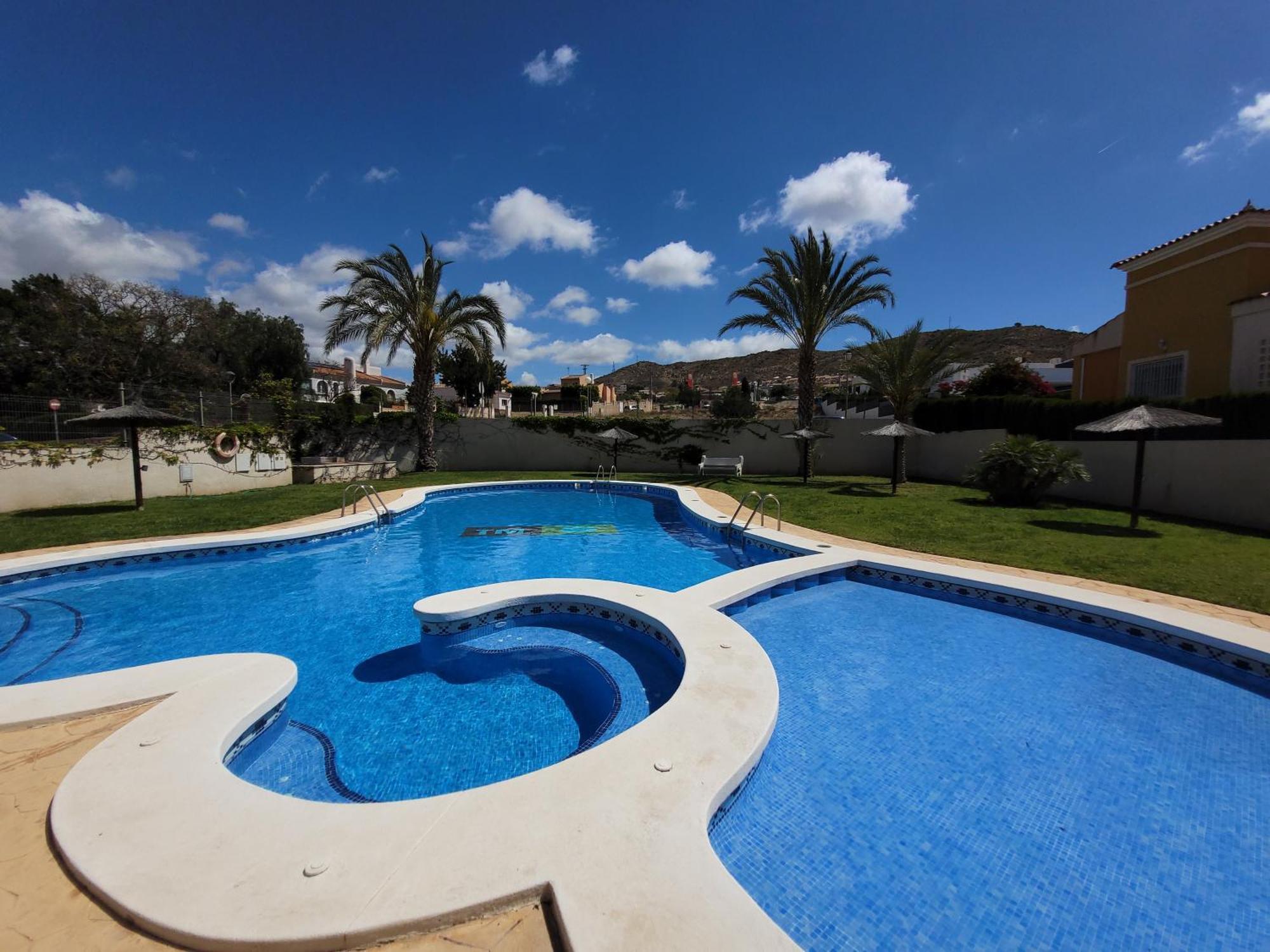 Chalet Adosado Acogedor Busot Alicante Bagian luar foto